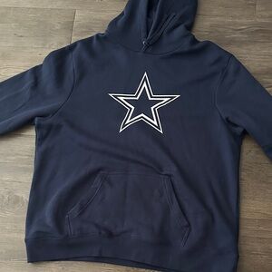 Fanatics Navy Blue Hoodie with Dallas Cowboys logo